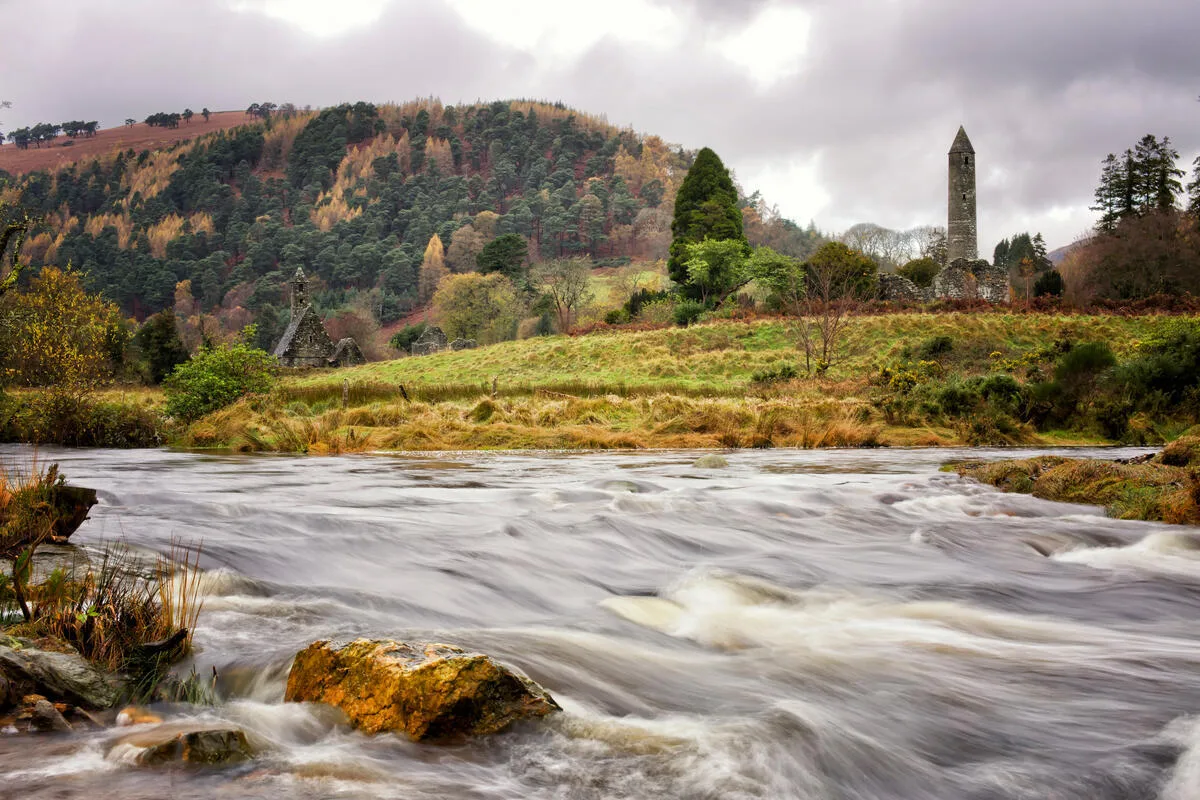 Best Time to Visit Ireland: A Walker's Month-by-Month Guide
