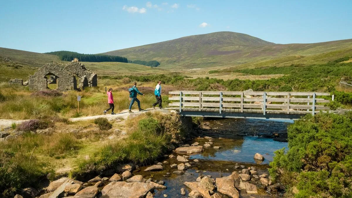 Solo Walking Holidays in Ireland: An Honest Guide