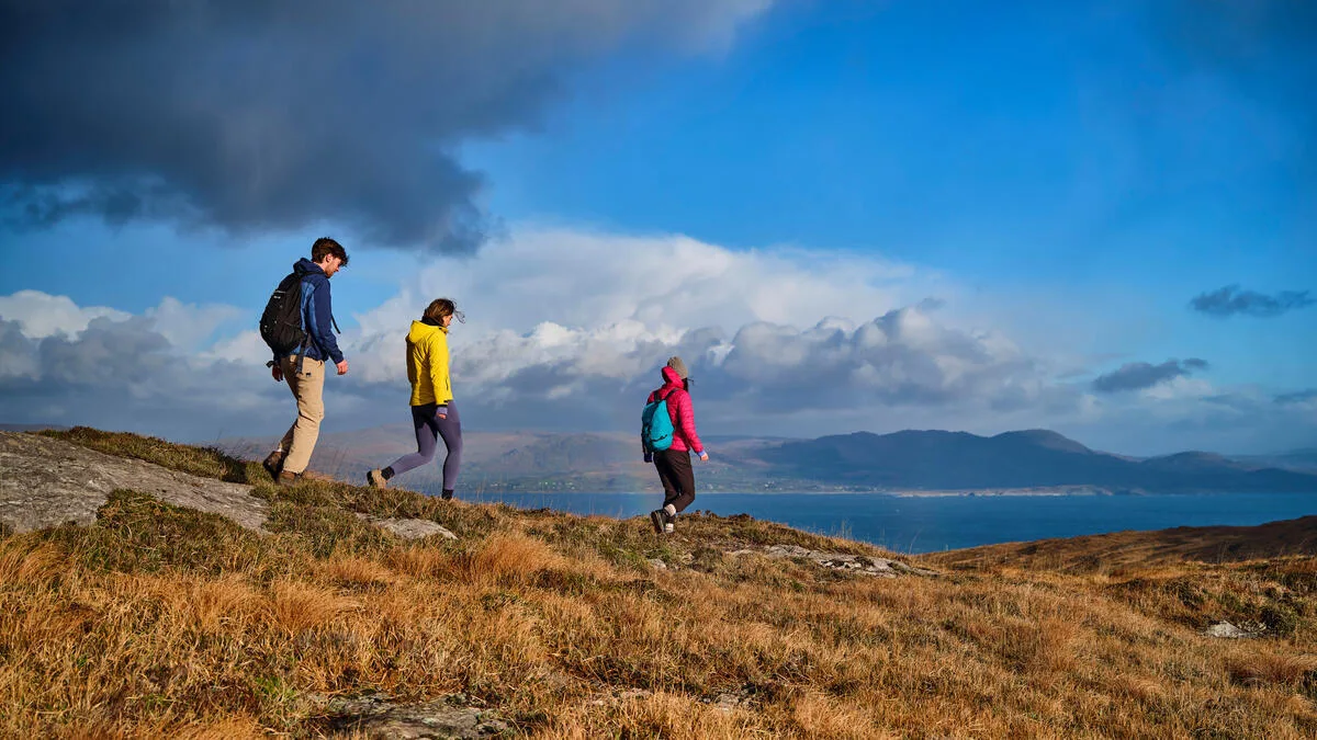 Hiking Sheep S Head Trail Co Cork Find Your Trail TI7X25 scenery on self-guided walking holiday in Ireland