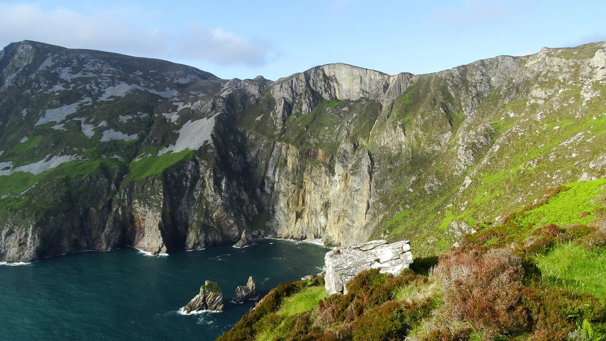 Slieve League cliffs and the bay below seen from Bunglass on the Slieve League walk, Donegal